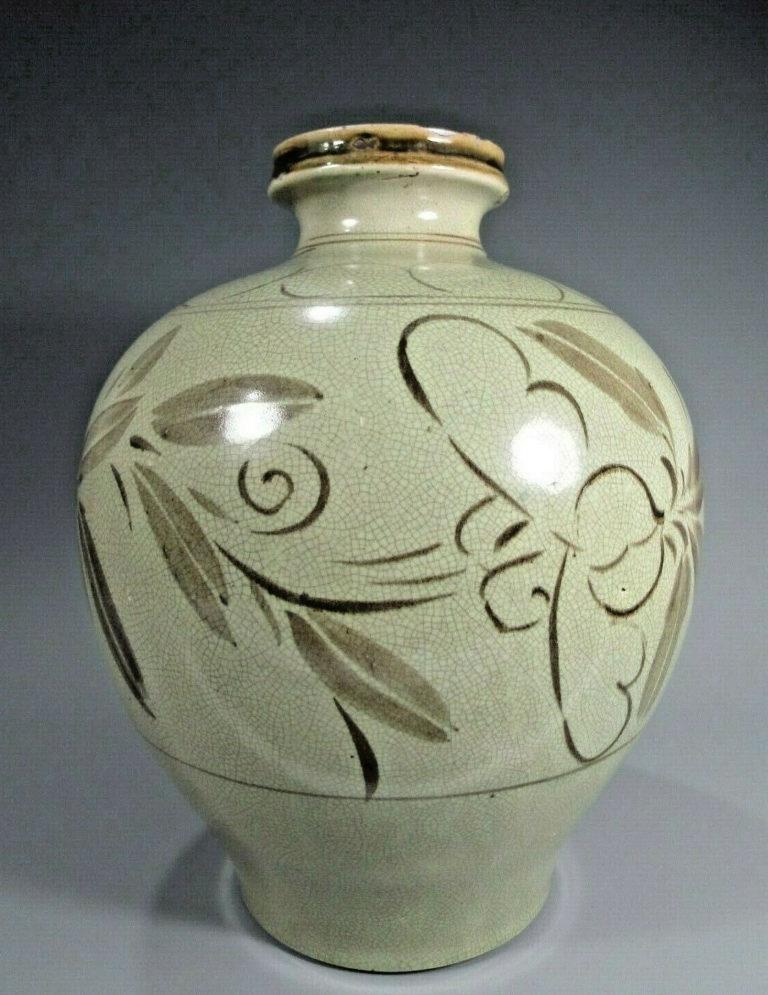 China Chinese Cizhou STYLE Pottery Vase w/ Lotus & Foliates decor ca. 19-20th c.