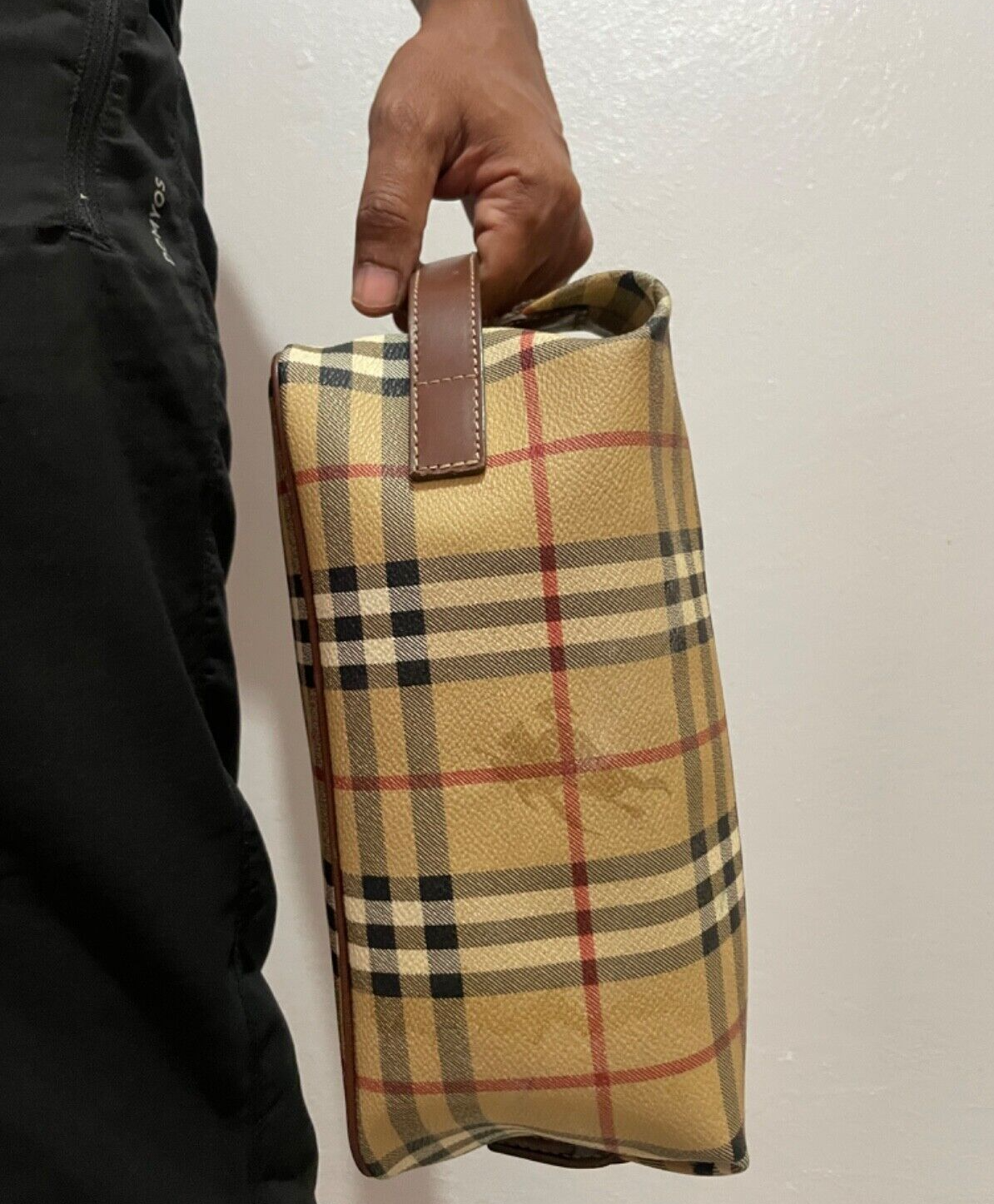 新品未使用☆BURBERRY LONDON 手袋 カシミヤ混 ノバチェック 赤 3863B Burberrys OF LONDON 100% CASHMERE MADE IN ENGLAND