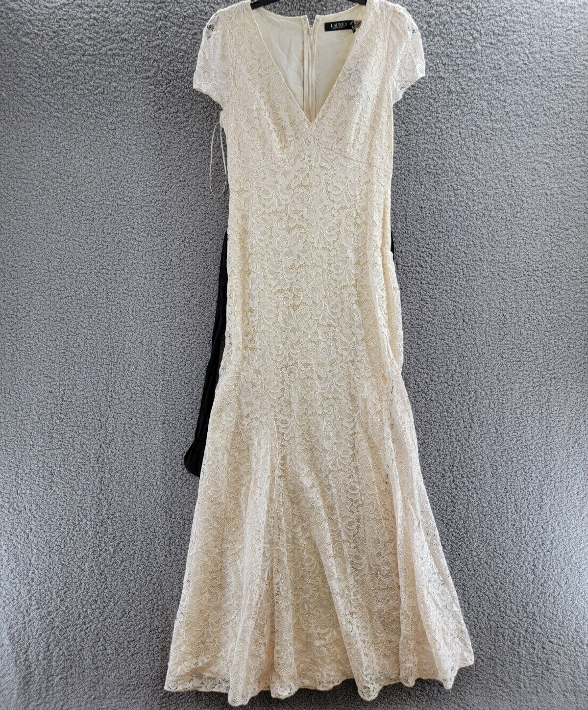 Lauren Ralph Lauren Belted Lace A-Line Gown Women's 4 Winter Cream Back Zip - Picture 2 of 16