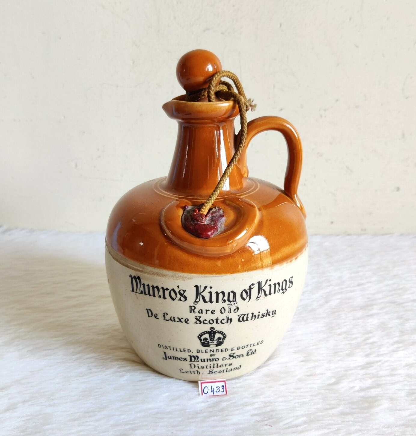 Vintage Old Munros King Of Kings De Luxe Scotch Empty Whisky