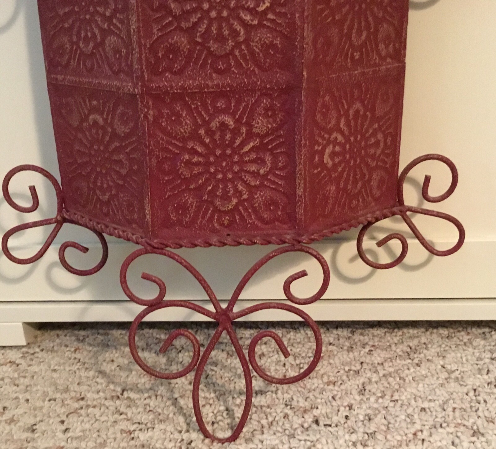 Metal Wall Pocket Distressed Embossed Pattern Wire Hanging Wall Decor Red