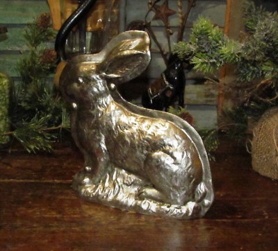 Primitive Antique Vtg Tin Style Easter Bunny Rabbit Silver Resin Chocolate Mold