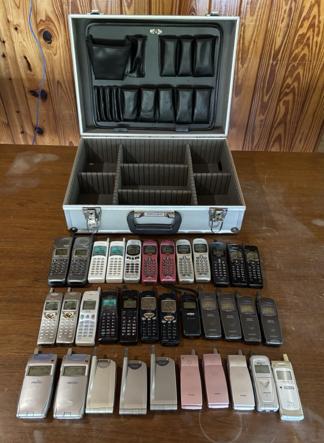 Lot Of 34 Docomo Display Dummy Non working Cell phones Japan