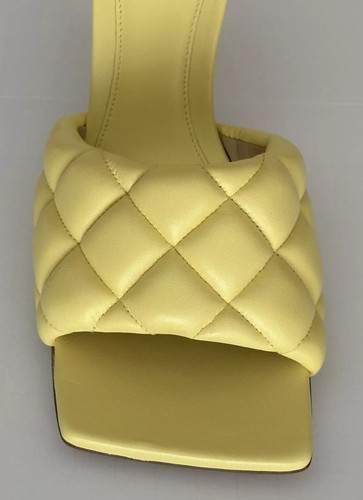 Pre-owned Bottega Veneta $1200  Butterscotch Leather Mules 8 Us (38 Euro) 592015 It