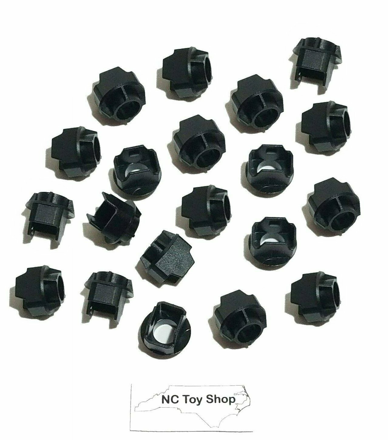 knackです。 NOS Genuine Kawasaki 3X6 Countersunk Fuel Tank Screw Set Of