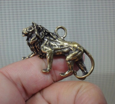 Vintage Style Solid Brass Copper Lion Animal Statue Pendant