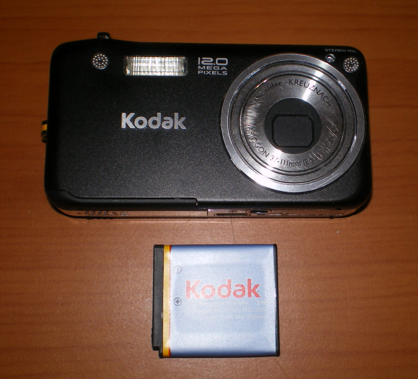 Kodak EasyShare V1253 12.1MP Black Digital Camera & BATTERY Kodak EasyShare V1253 12.1MP Black Digital Camera & BATTERY
