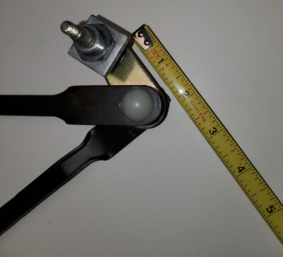 WINDSHIELD WIPER LINKAGE ASSEMBLY