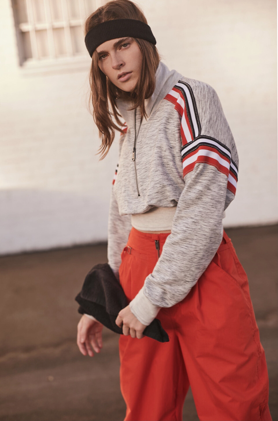 

Толстовка с полосатой отделкой Free People Movement Getting My Vibe, куртка  NWT, Gray red black spaced dye