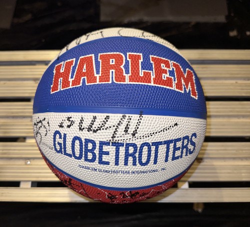 Harlem Globetrotters サイン付 バスケゲームシャツA3394 Harlem Globetrotters Basketball Uniform, Jersey & Shorts