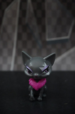 Monster High 2024 Catty's G3 Pet Cat ''AMULETTE''
