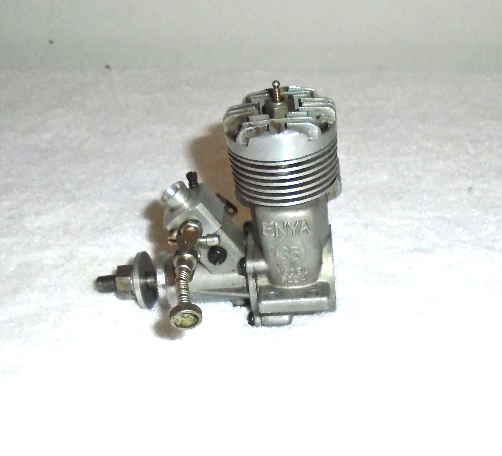 ENYA MODEL ENGINE SS25 飛行機用 ENYA MODEL ENGINE SS25 飛行機用