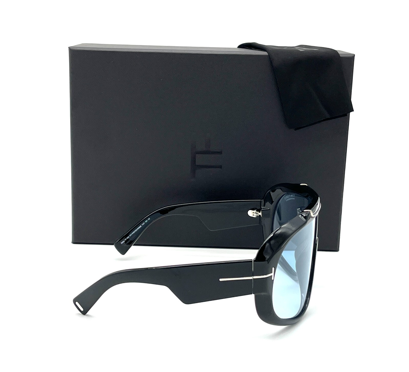 Pre-owned Tom Ford Rellen Ft1093 01v Black / Blue Photochromic 71mm Sunglasses Tf1093