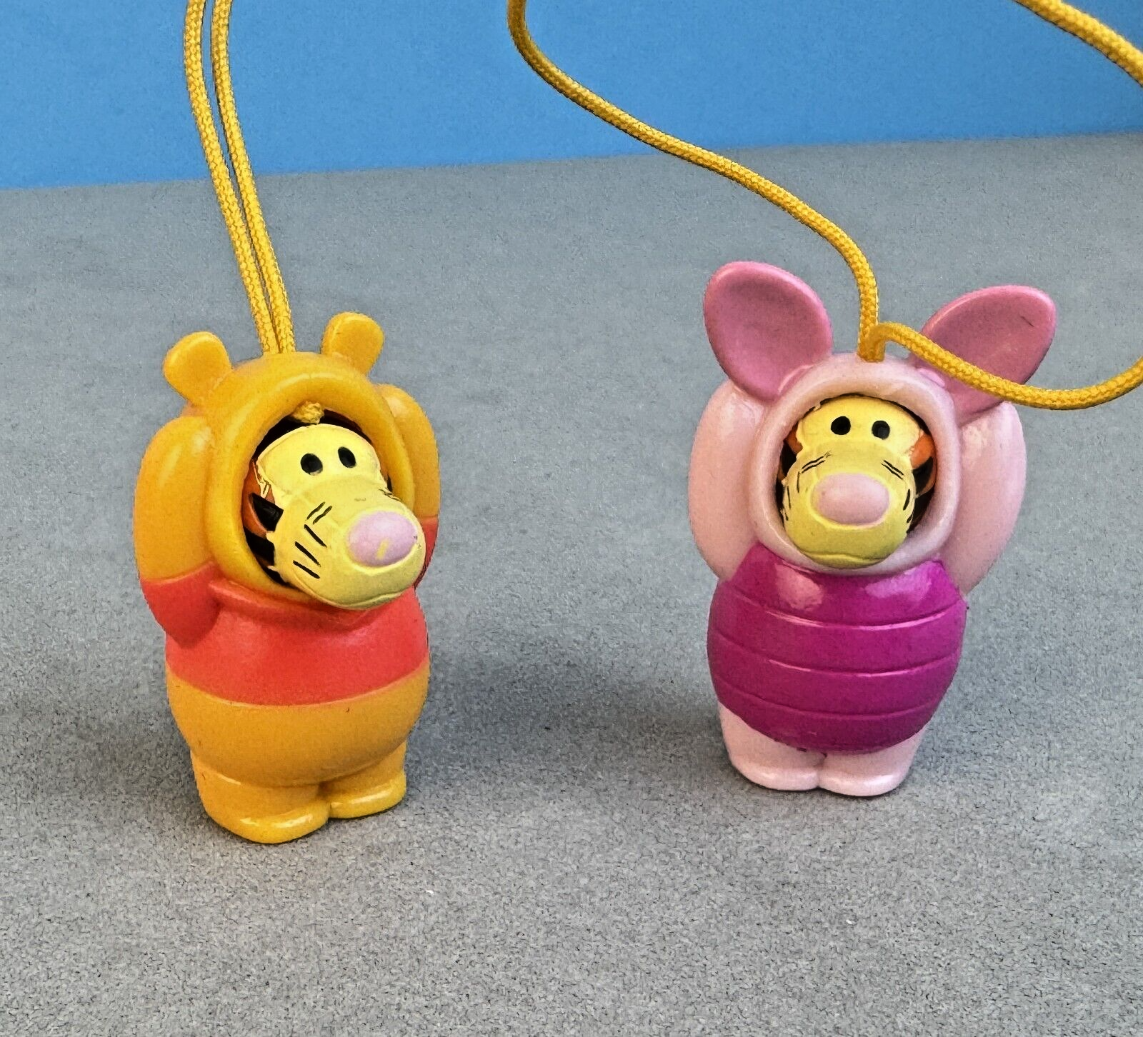 ディズニーBIGPOOH TOMY DISNEY WINNIE THE POOH PEEK-A-POOH SERIES 5 ANIMAL