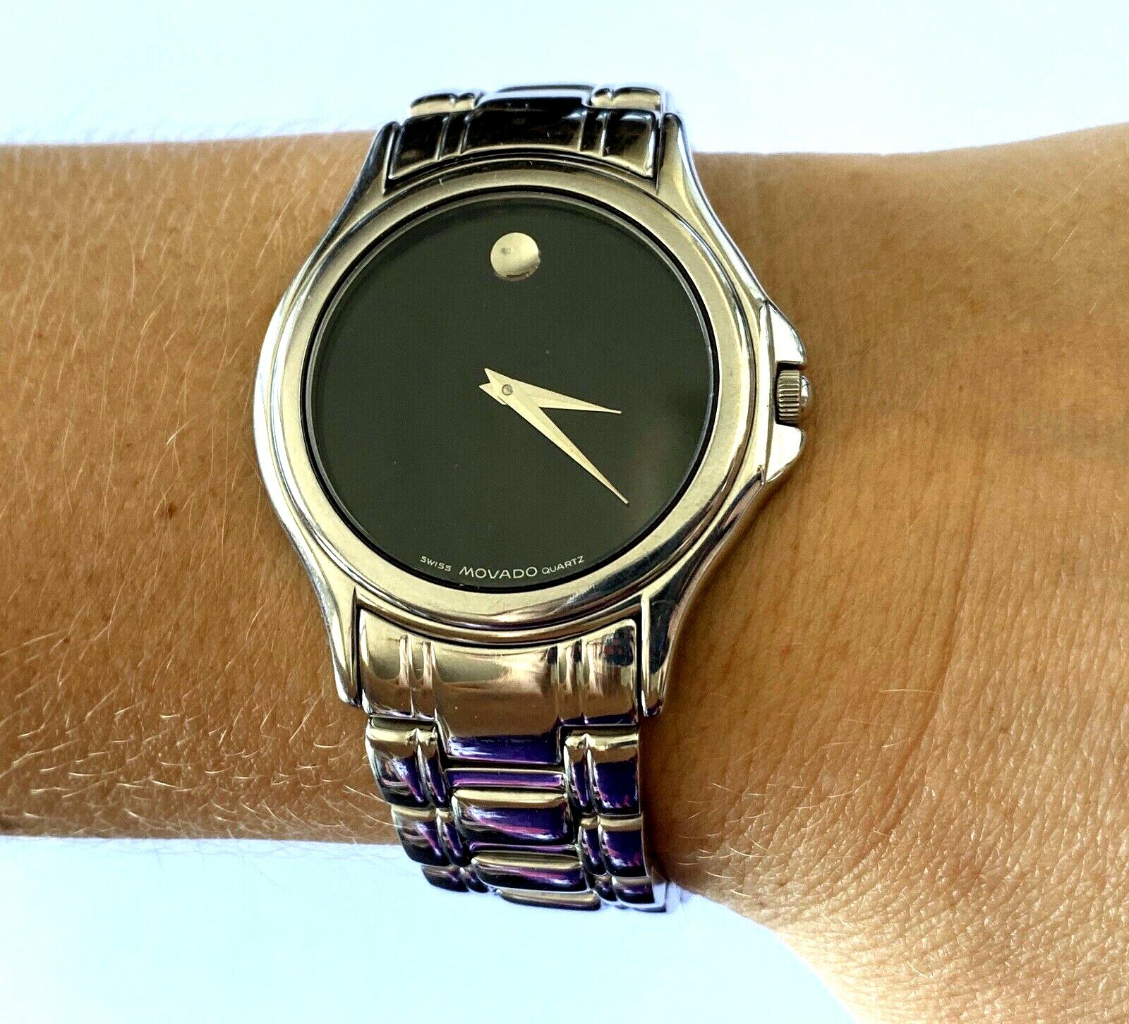 Movado Silver Color Classy Men's Watch 902 002 Quartz Swiss Movado Silver Color Classy Men's Watch 902 002 Quartz Swiss