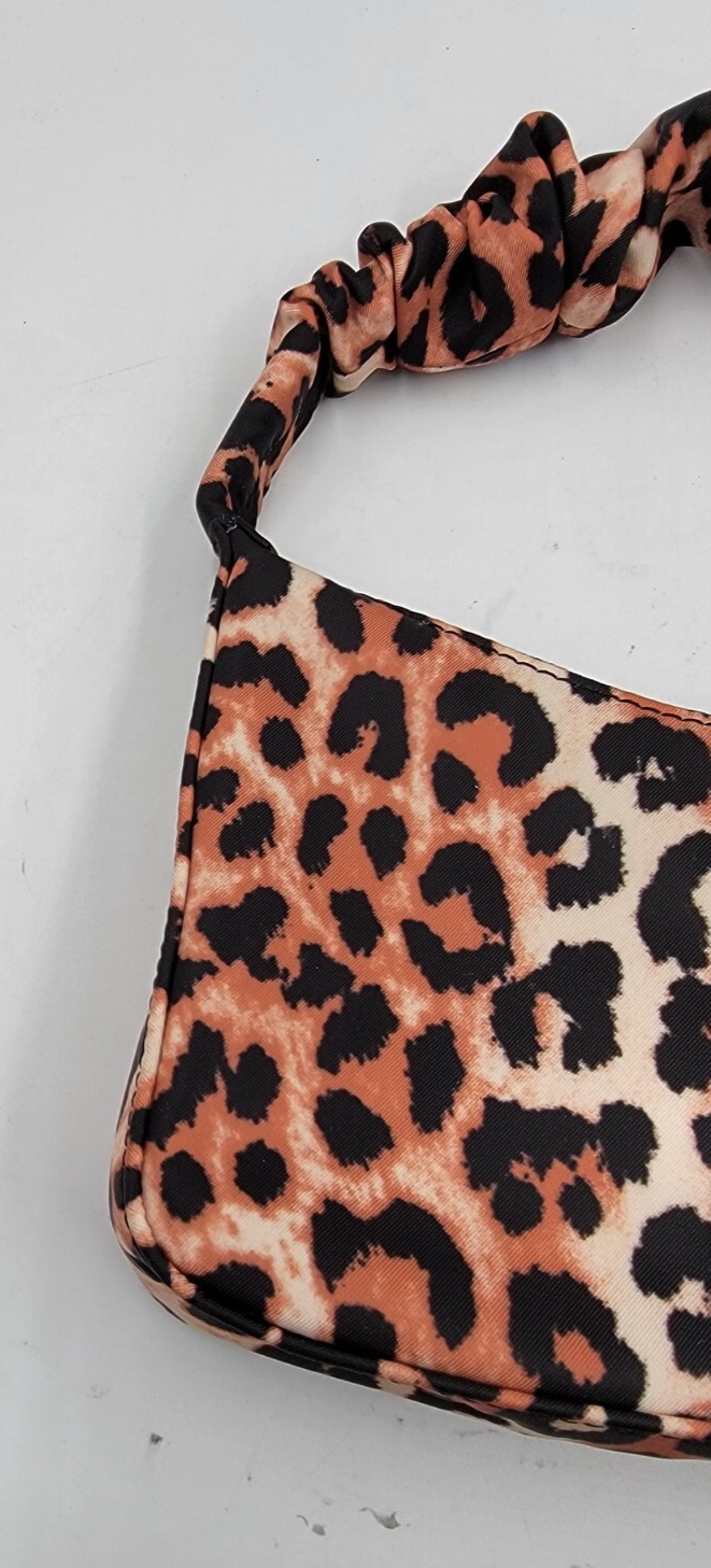 Circus by Sam Edelman Aurora Animal Print Shoulder Bag Women's Leopard - Picture 3 of 15