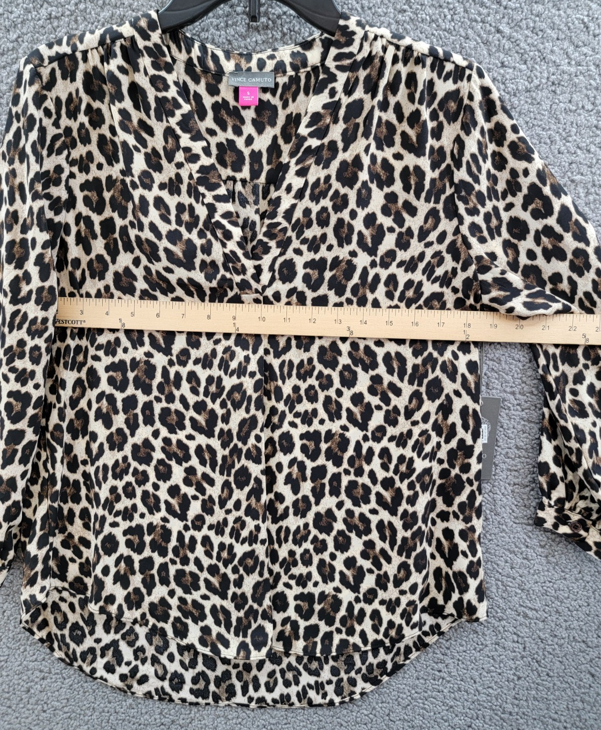 Vince Camuto Leopard Print V-Neck Top Women's S Rich Black Multi 3/4 Sleeve - Picture 7 of 16