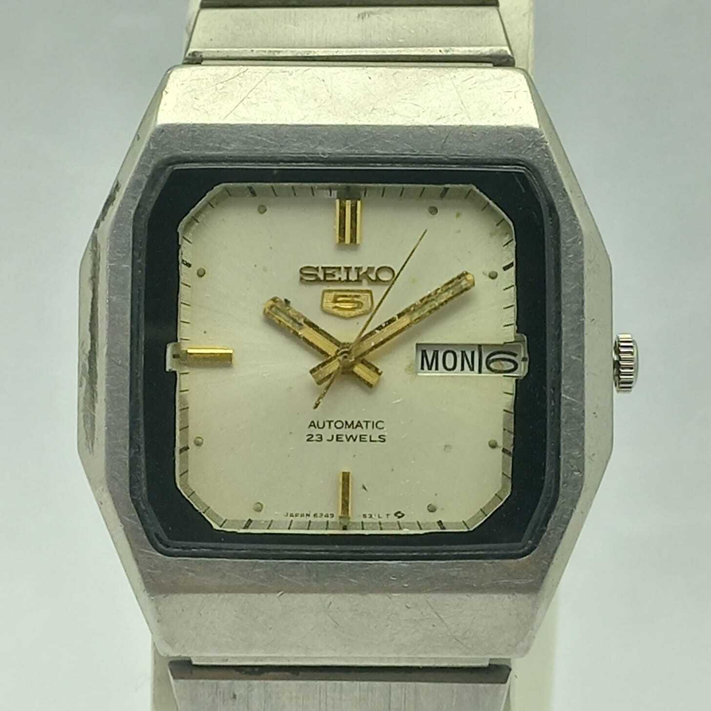 Seiko 5 Automatic 6349-527B Day/Date Vintage Men's Watch Seiko 5 Automatic 6349-527B Day/Date Vintage Men's Watch