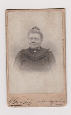 Photo ancienne portrait femme G. Schmucker Mouscron, élégance du début du XXe
