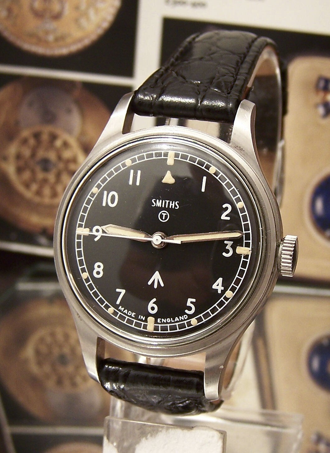 1969 SUPERB CONDITION VINTAGE SMITHS MILITARY W10 BRITISH