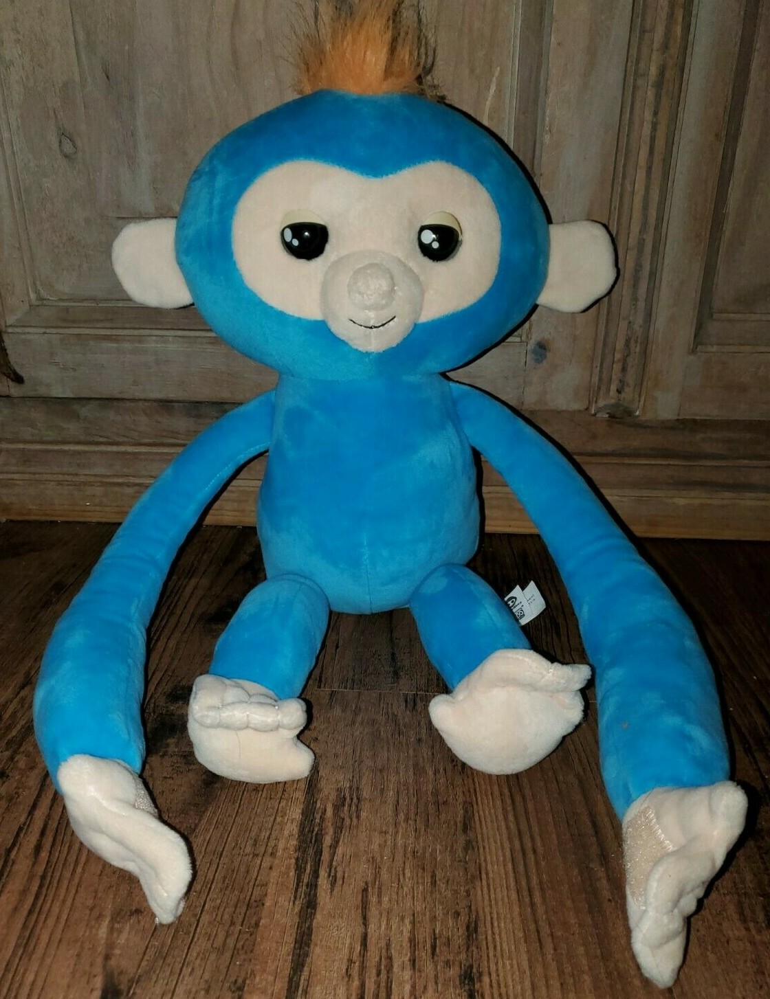Fingerlings hugs blue boris cheap