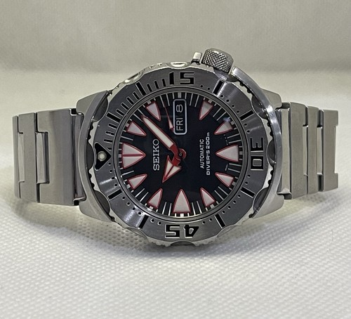 W65 Rare Seiko Dracula Monster 4R36-01J0 SRP313 Day/Date
