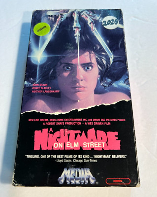 A NIGHTMARE ON ELM STREET (VHS 1985) MEDIA VIDEO DOUBLE FLAPS NO BAR CODE HORROR