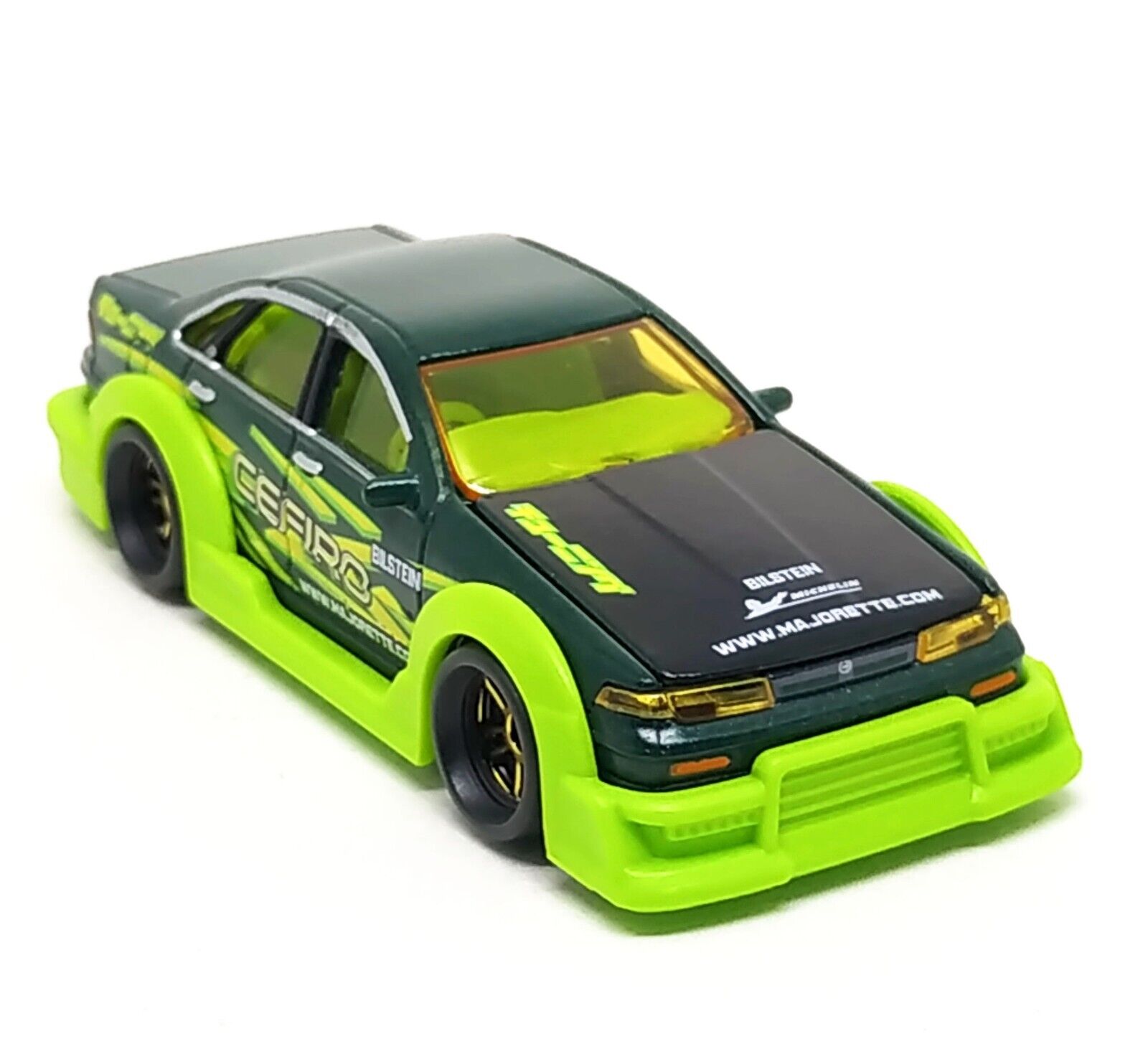 Majorette Nissan Cefiro A31 Japan Series Dark Green 1:58 3 Majorette Nissan Cefiro A31 Japan Series Dark Green 1:58 3