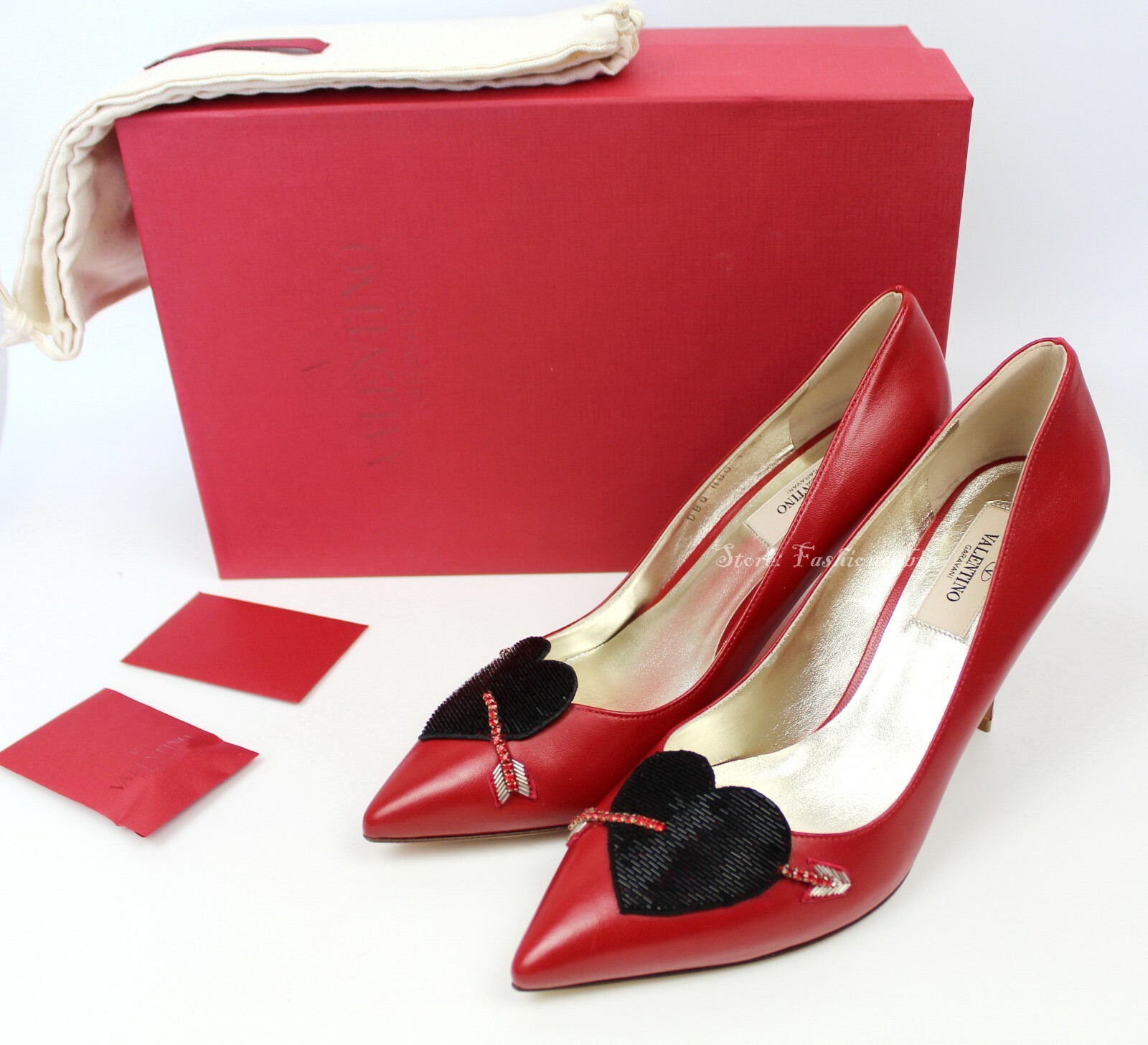 New VALENTINO GARAVANI LOVE Beaded Heart Pump, Red Leather