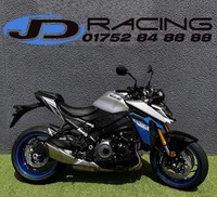 Suzuki GSX-S1000