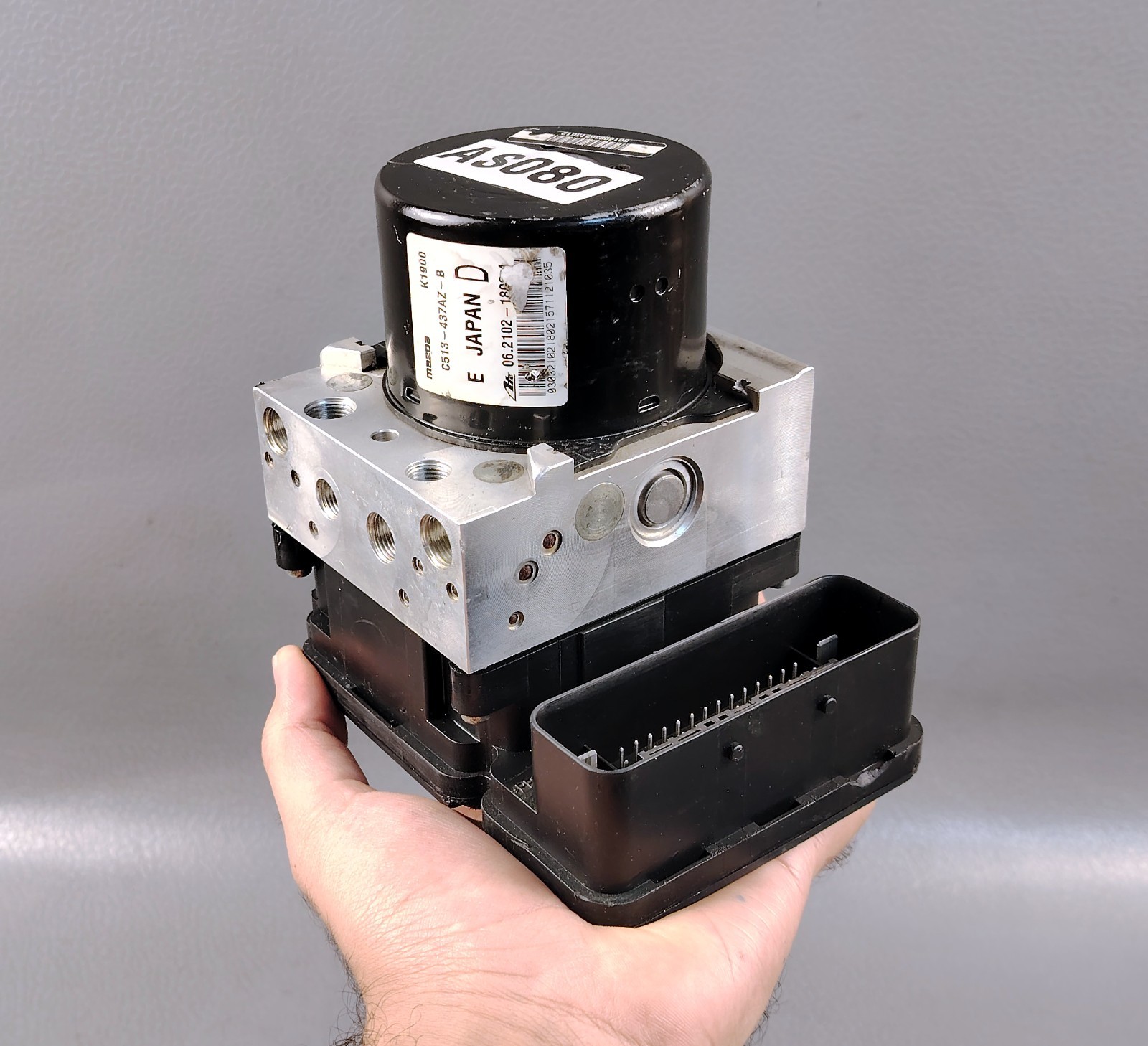 Beating C5 カホン OEM CAT CLAMP-V-BAND 3079892 | eBay