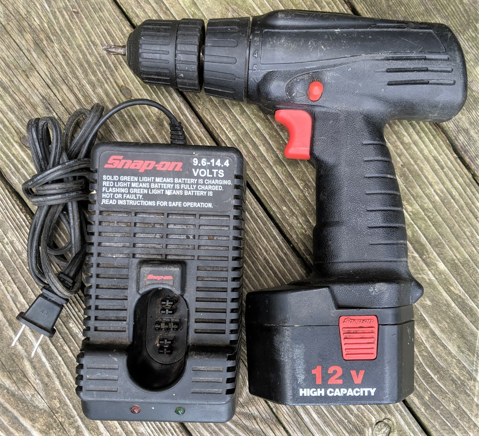 Snap On 12v Cordless Drill Ctb312 W/charger Ctc300 Battery Needs Rebuilt