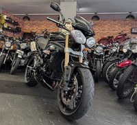 2011 TRIUMPH SPEED TRIPLE 1050 * 13,500 MILES * SERVICE HISTORY * LOW OWNERS