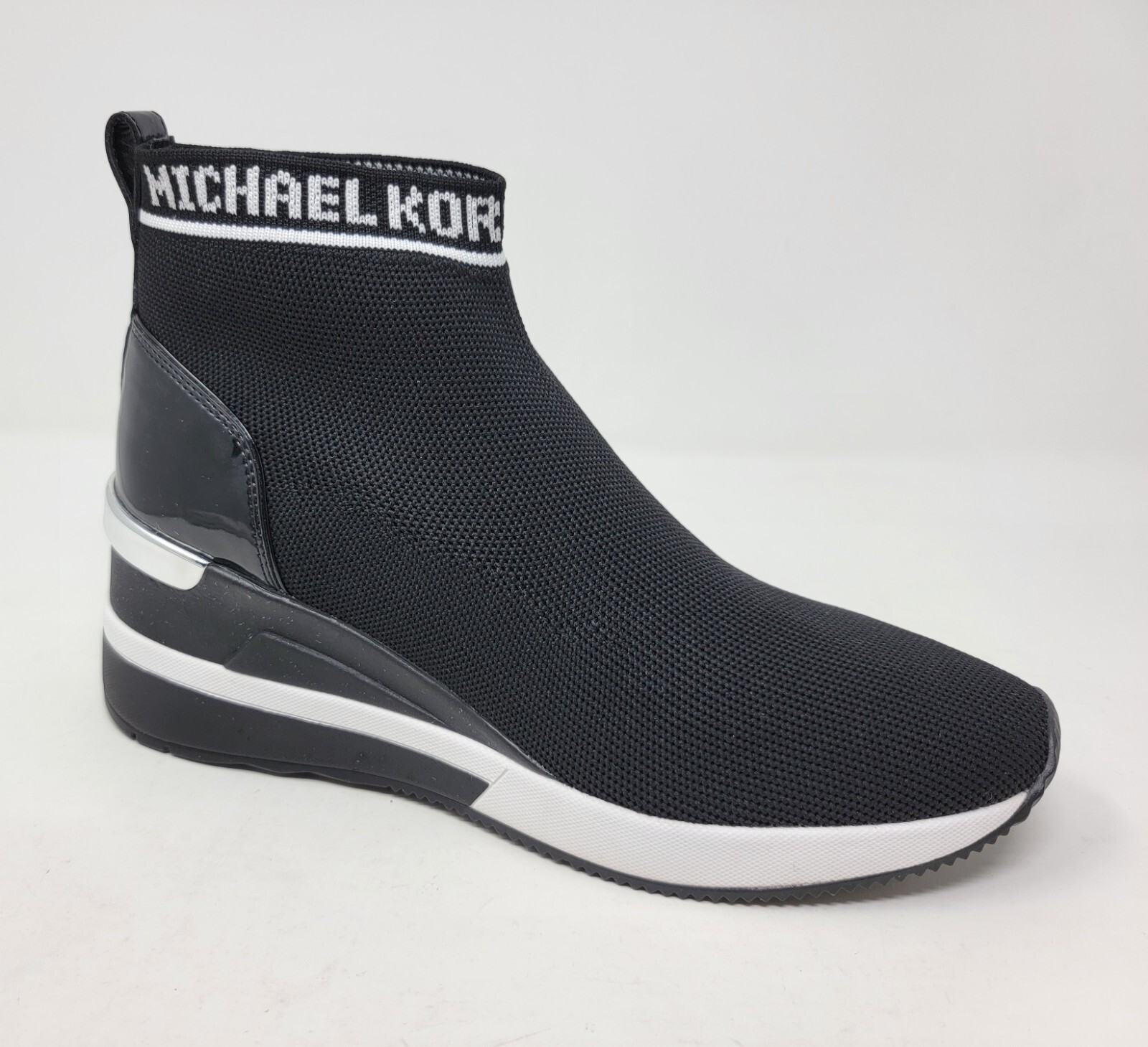 【Michael Kors】Skyler Logo Stretch Knit Sock Sneaker Skyler Stretch-Knit Sock Sneaker | Michael Kors [US]