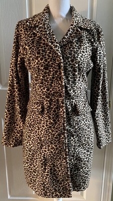 OUTER EDGE Women s Animal Print Lined Coat Size S Button Front Soft To Touch