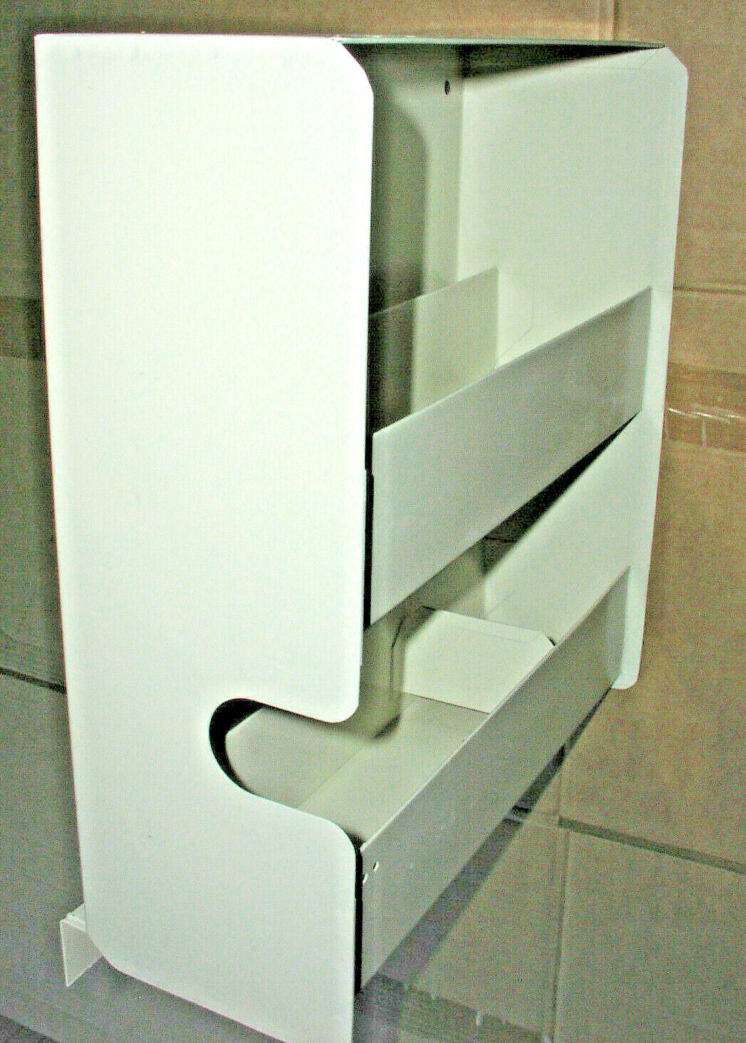 Medizinschrank KRKW Regal Ablage San Arzt Material