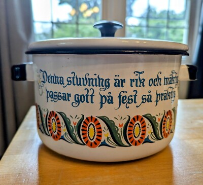 Vintage BERGGREN Swedish Design Small Covered Pot Pan Enamel Ware 