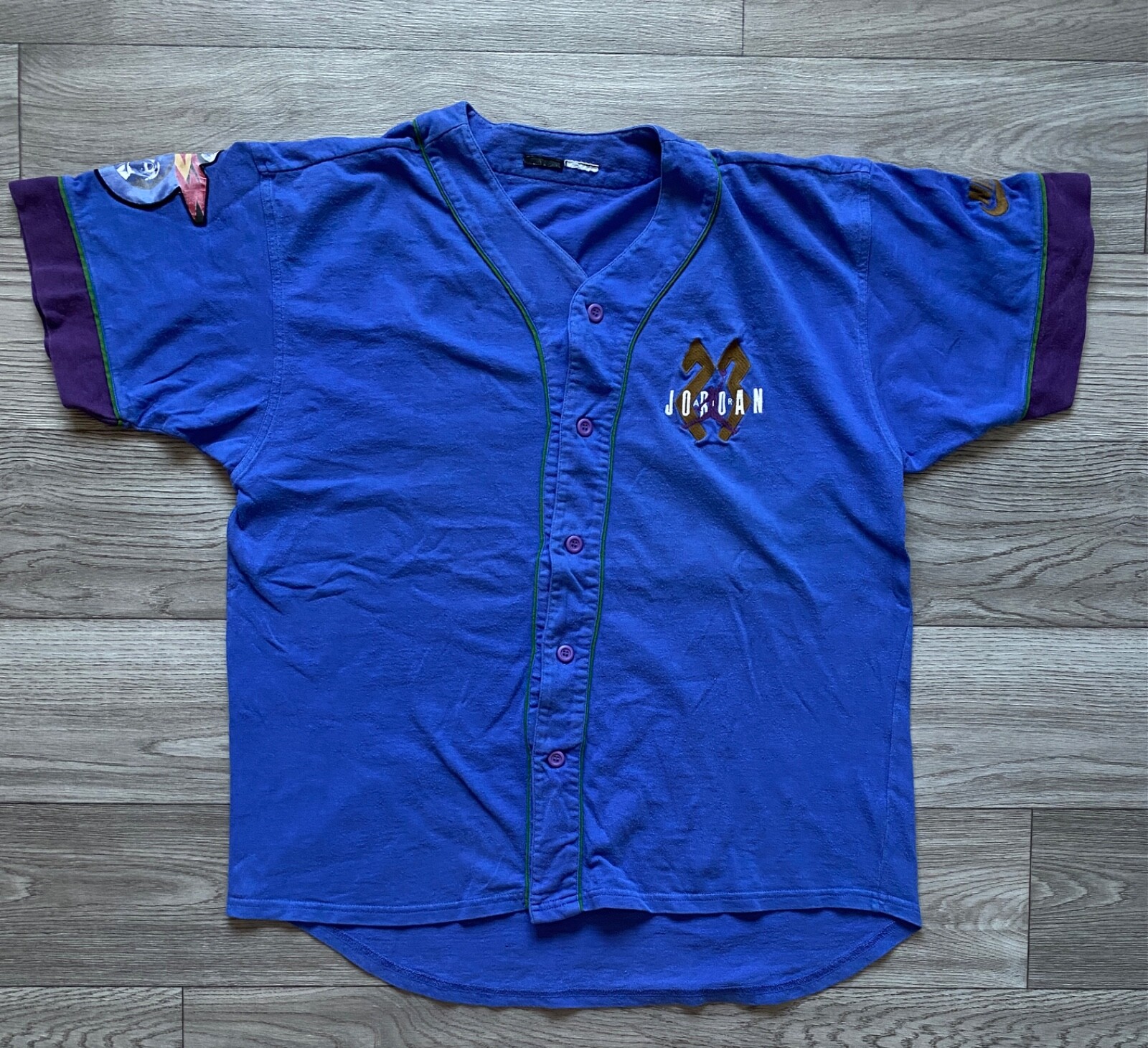 Vintage 1990s Nike Michael Jordan #23 Button Up Purple