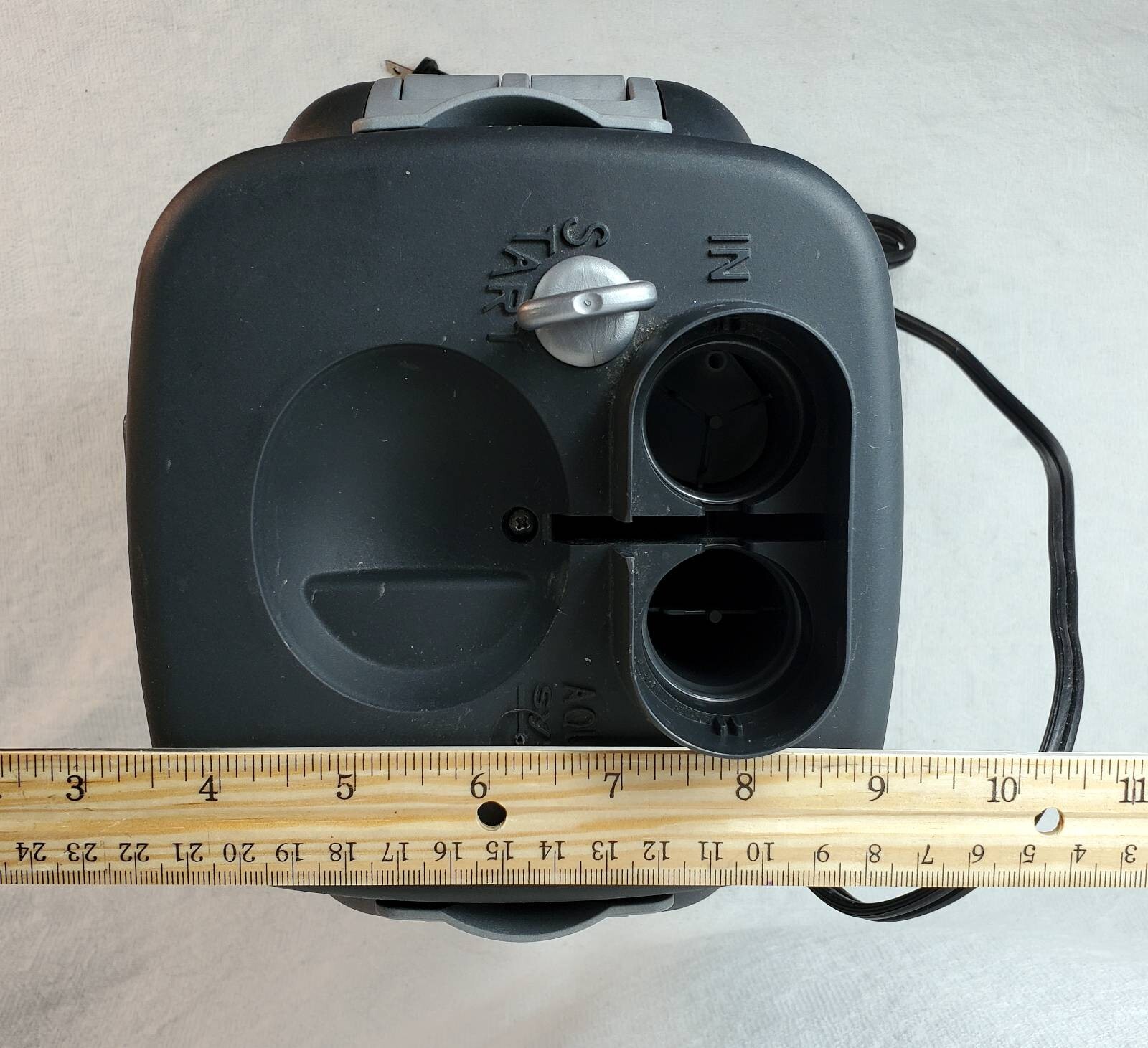 Aquarium Pump and Canister Water Filter by FluVal Model 105  25 Gallon External
