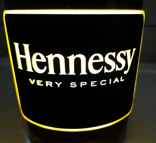 Hennessy VS Limited Edition  Luminous Cognac 0,7 L 