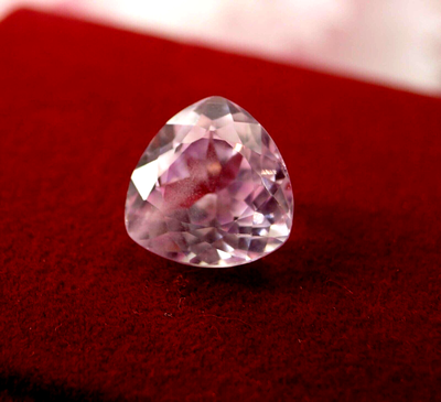 8.00 Ct Natural Light Pink Morganite Trillion Loose Certified