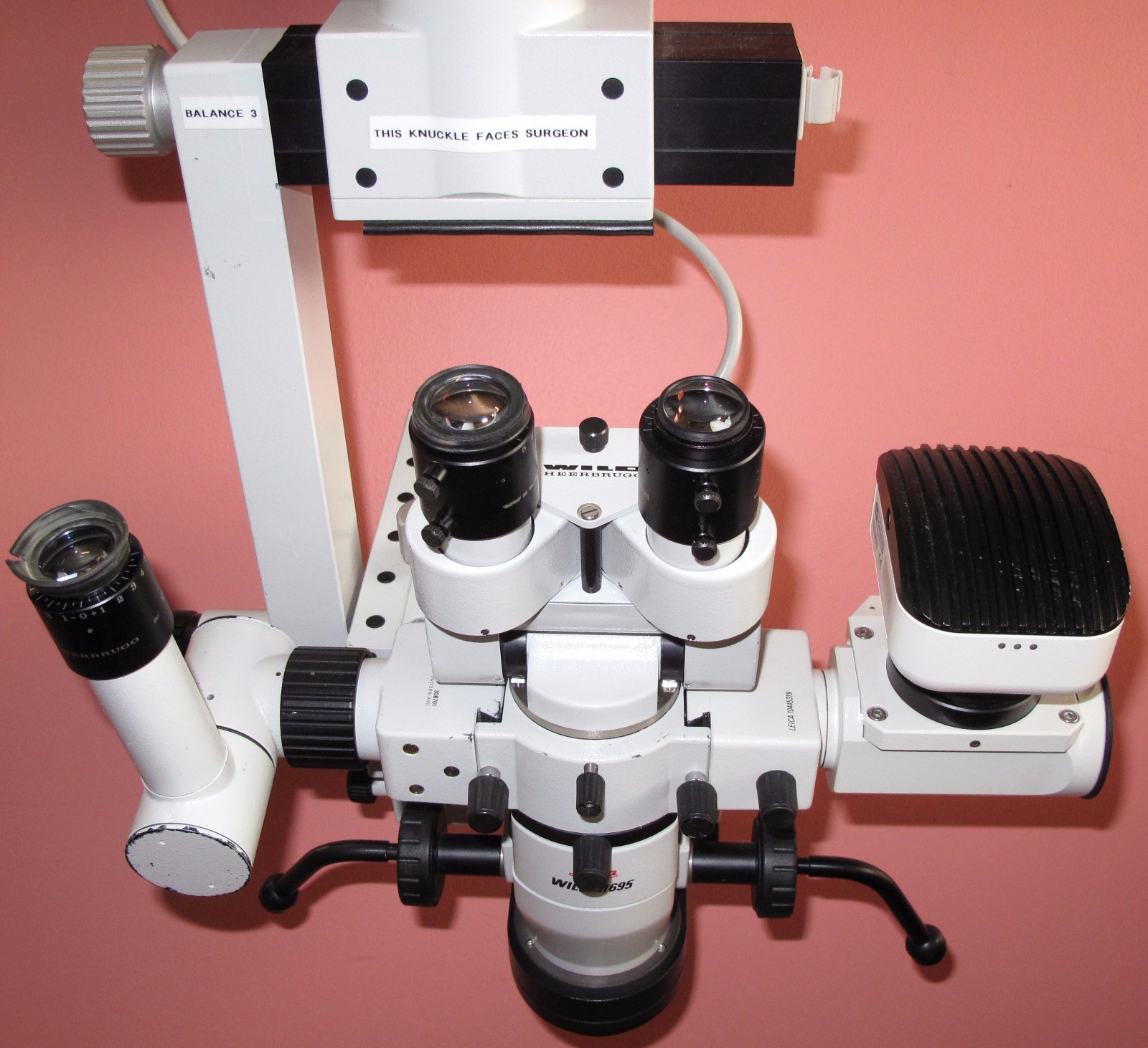 Leica Wild M695 Surgical Microscope With QImaging MicroPublisher 5.0 RTV Camera