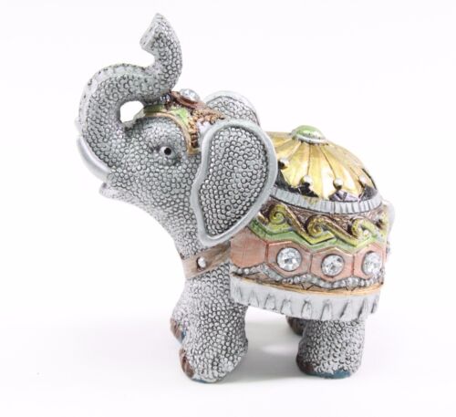 Vintage Jadite Opaque Green Glass Elephant 3¼ Vintage Jadite Opaque Green Glass Elephant 3¼