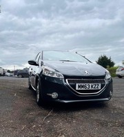 2014 Peugeot 208 1.2 VTi Active 5dr HATCHBACK Petrol Manual