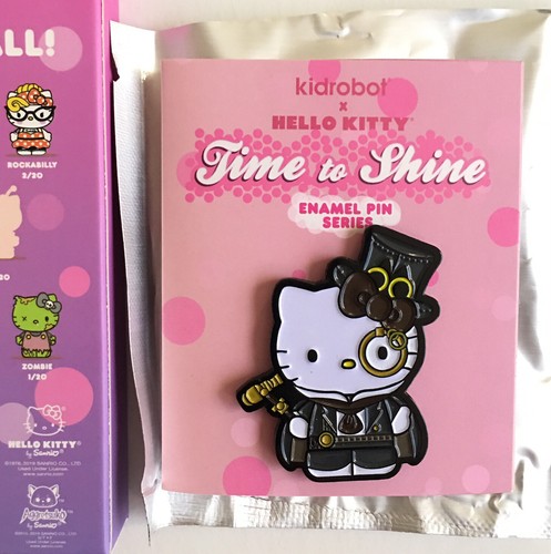Algae x Hello Kitty PIN COLLECTION 5個セット Algae x Hello Kitty Expo 2025 Osaka Mascot chain Set of 3