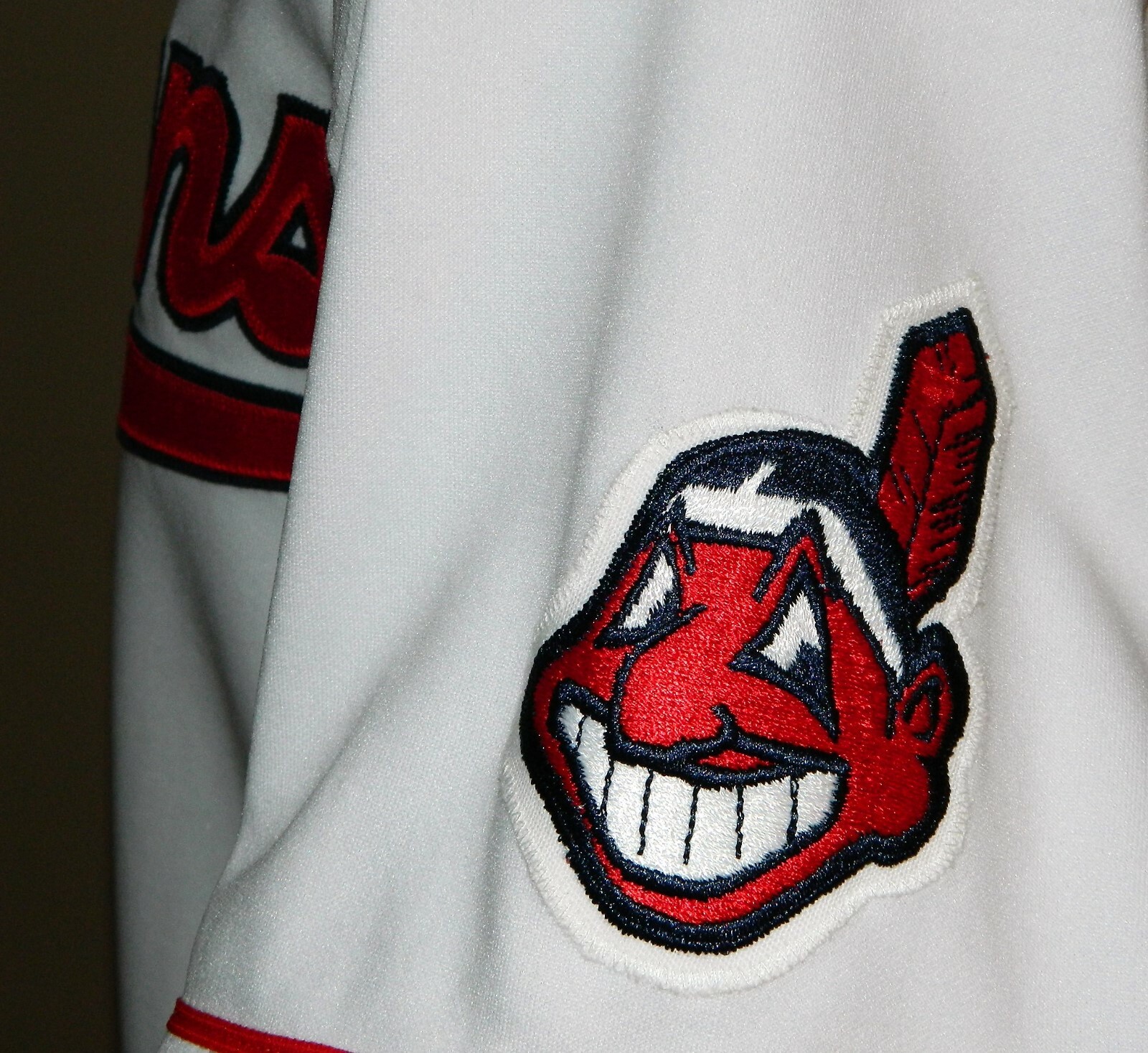 1998 Doug Jones Game Worn Cleveland Indians Home Jersey #43 - Russell Size 50