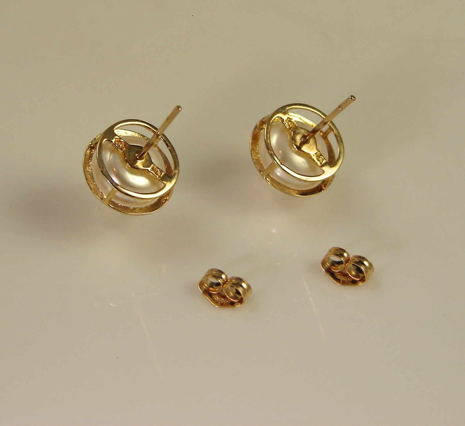 White Freshwater Cultured Pearl 14K Yellow Gold Stud Earrings NWOT