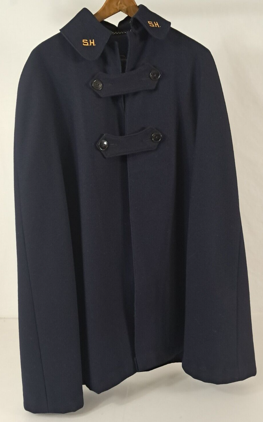 Bruck's Vintage WWII Era 1940's All Wool Nurse Cape Very