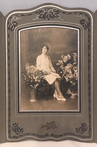 Antique Photo In Cabinet Card From Early 1900's Rare Excellent Condition 5of14