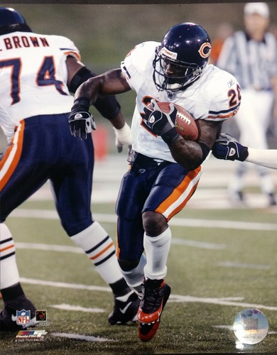 THOMAS JONES 2005 Chicago Bears 8X10 ACTION PHOTO Chicago